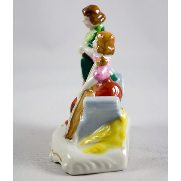 Vintage Occupied Japan Porcelain Colonial Couple Cello Figurine 1945-1952 - Picture 4 of 6